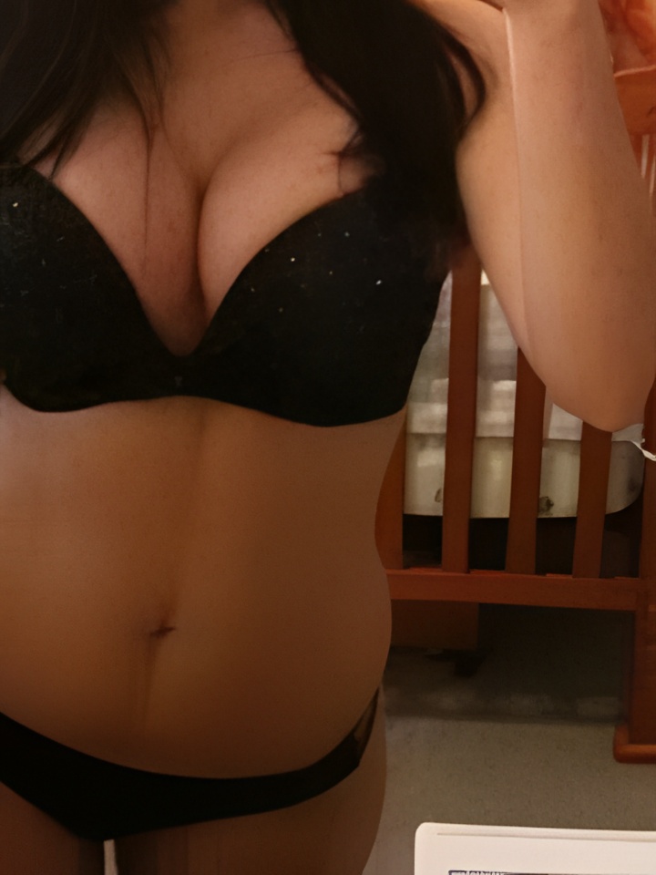 Ярославна привлекальеная девушка из Дубны цена от 2000 руб