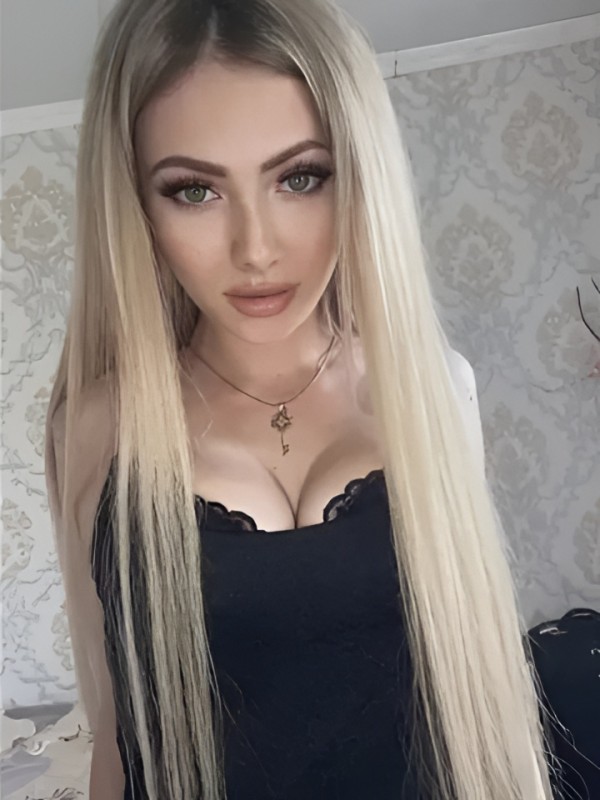 Карина привлекательная девушка из Дубны цена от 5000 руб