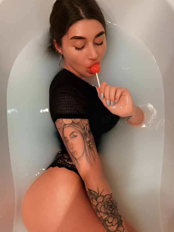 Наталья привлекательная девушка из Дубны цена от 2500 руб