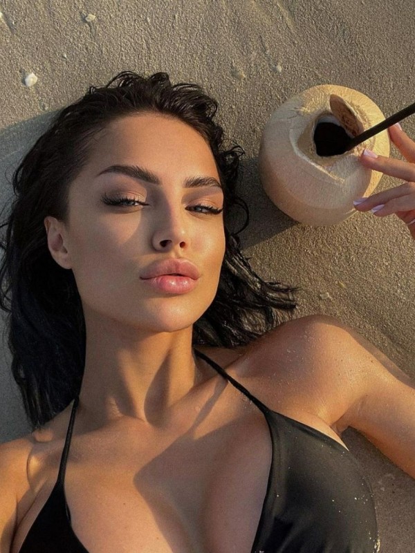 Олечка фото 2