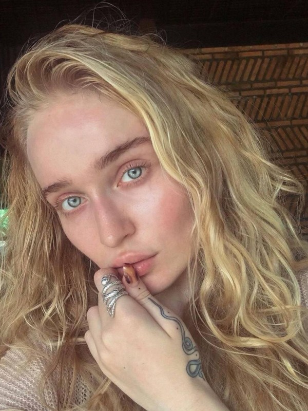 Яночка привлекательная девушка из Дубны цена от 4000 руб