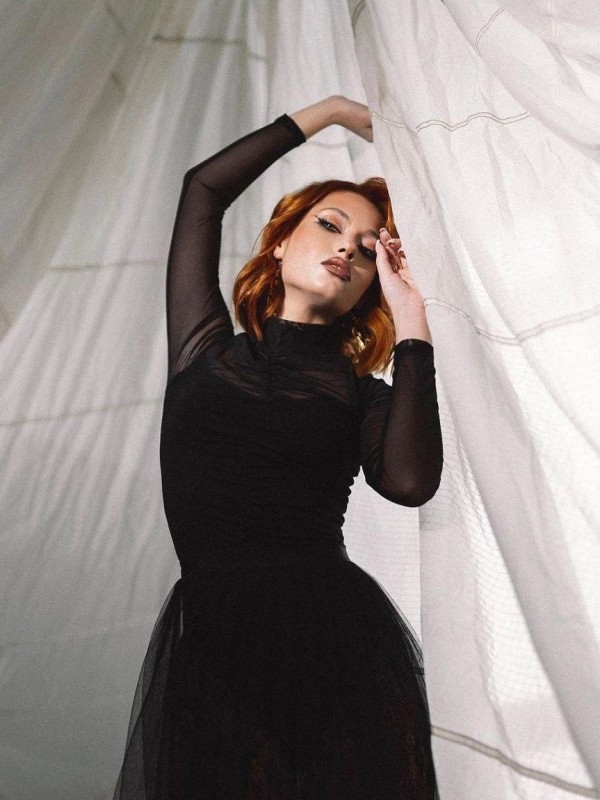 Элла привлекательная девушка из Дубны цена от 10000 руб